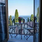 Tyche & Taormina