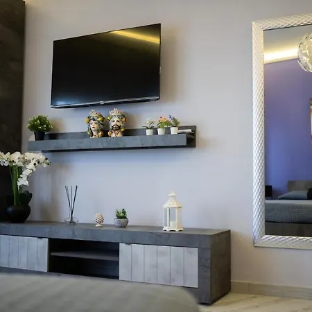 Tyche & Apartament *